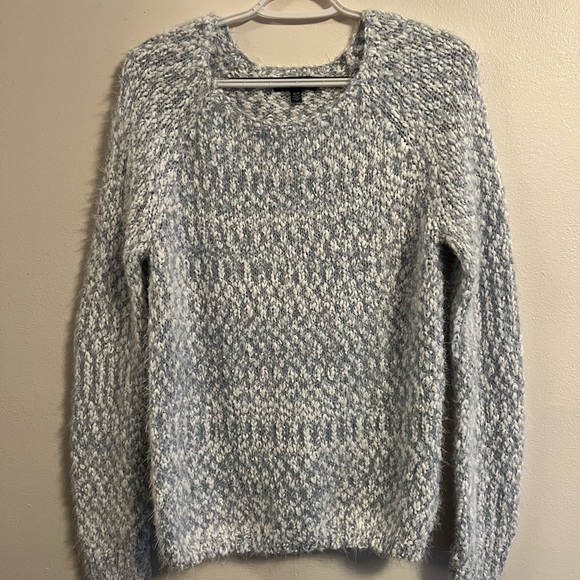 Buffalo David Bitton blue/white ultra fluffy eyelash sweater - Picture 3 of 12